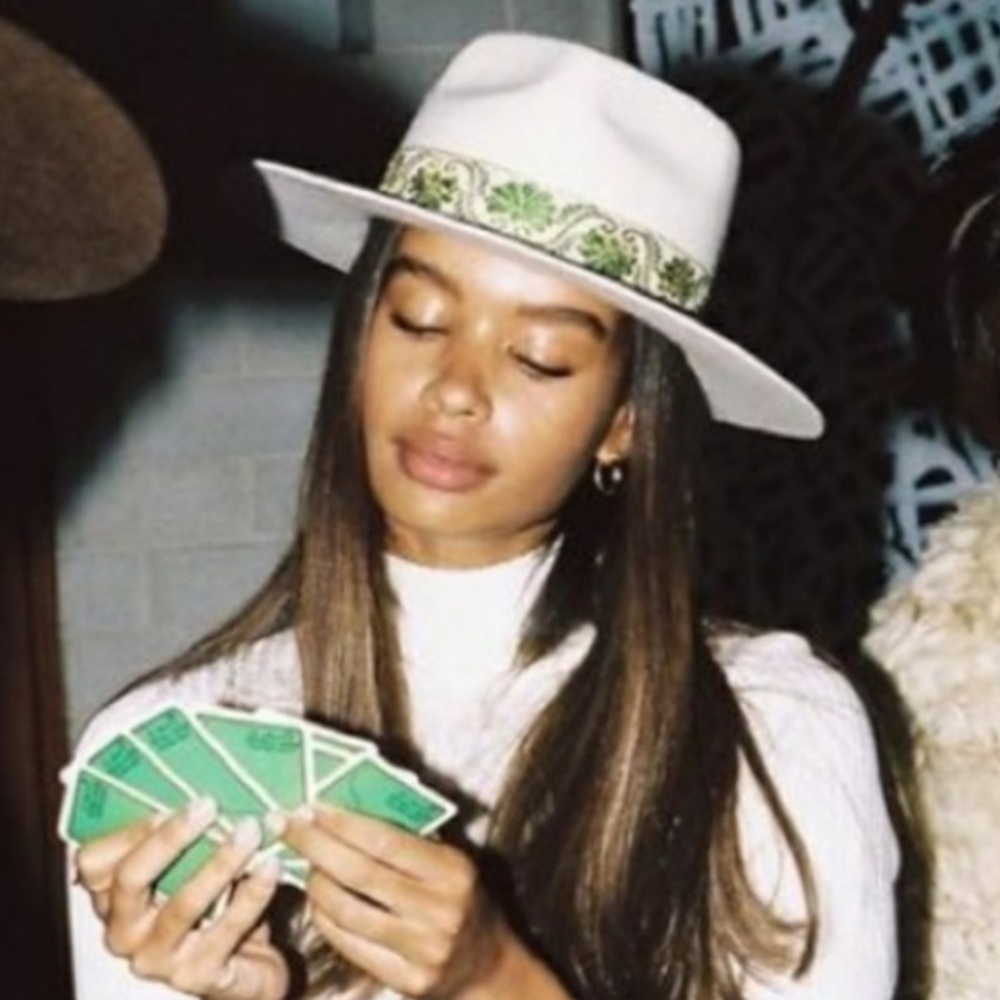 Lack of color Beverly hat medium large